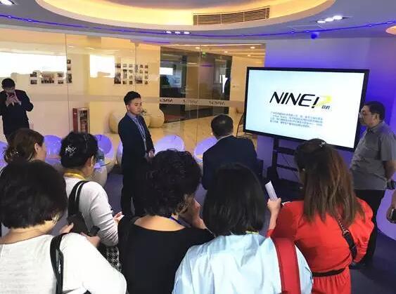 国务院新闻办组织蒙古国媒体交流团访问泷泽电子9DVR虚拟现实技术研发总部