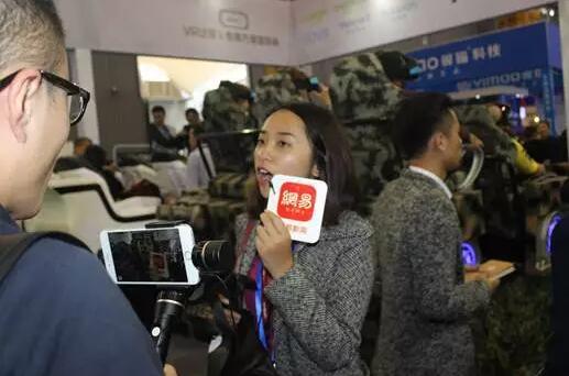 第十六届中国西部国际博览会华山论剑,唯泷泽9DVR影院体验设备独领风骚